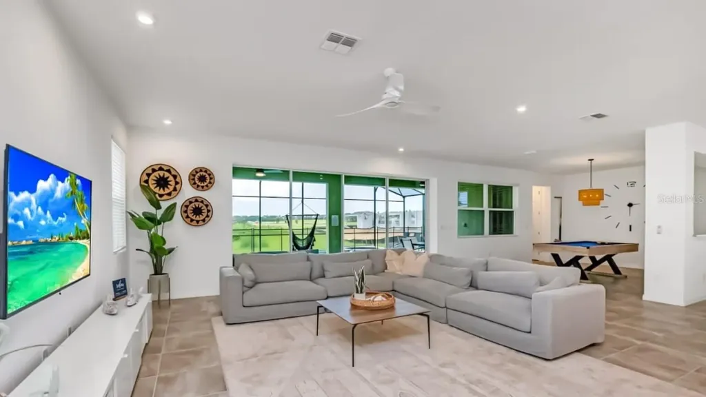8962 Hilton Ridge Avenue Kissimmee FL 34747