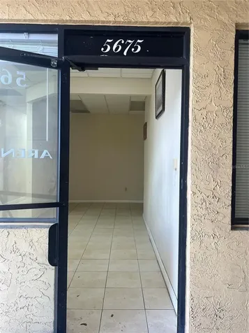 5661 Vineland Road Orlando FL 32819