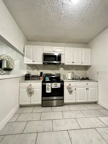 1743 Yale Street S St Petersburg FL 33712