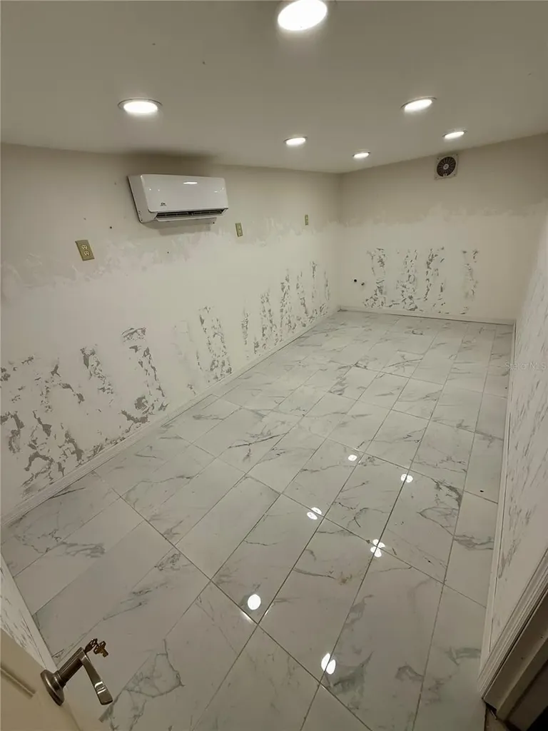 121 E Mckenzie Street Punta Gorda FL 33950