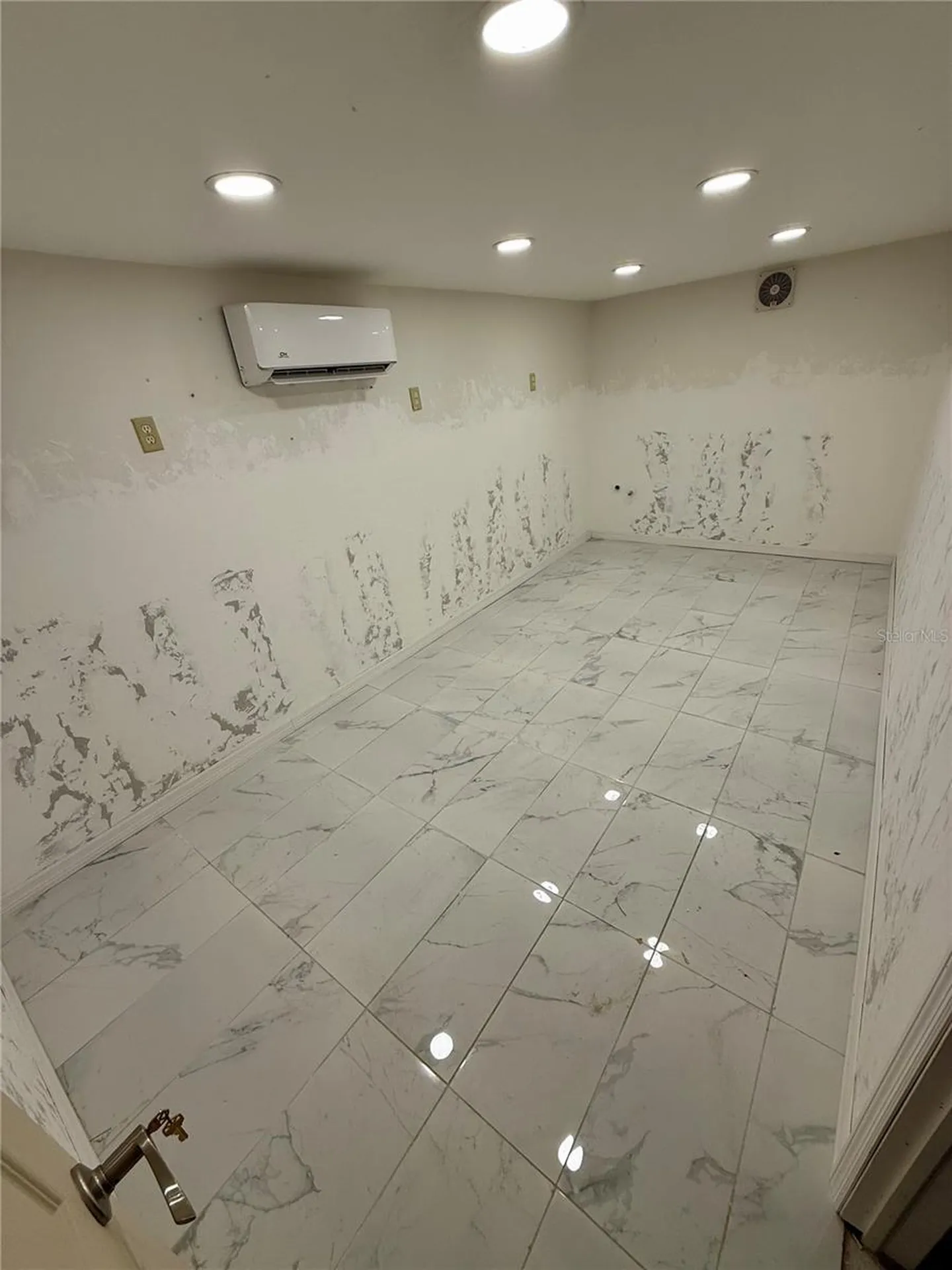 121 E Mckenzie Street Punta Gorda FL 33950