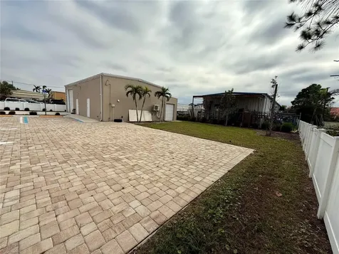 121 E Mckenzie Street Punta Gorda FL 33950