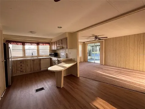 2229 S Citrus Circle Zellwood FL 32798