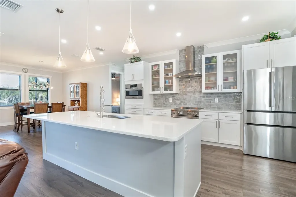 237 W Pine Valley Lane Rotonda West FL 33947