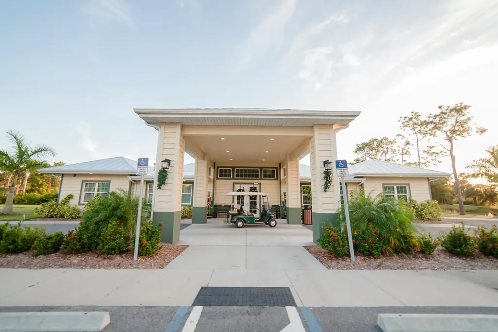 237 W Pine Valley Lane Rotonda West FL 33947