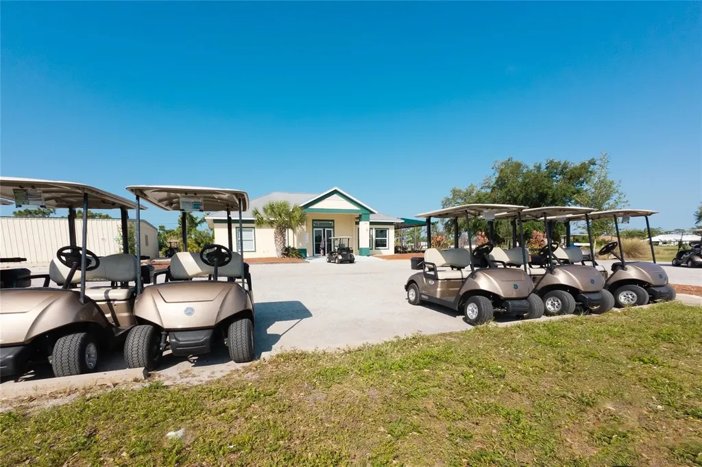 237 W Pine Valley Lane Rotonda West FL 33947