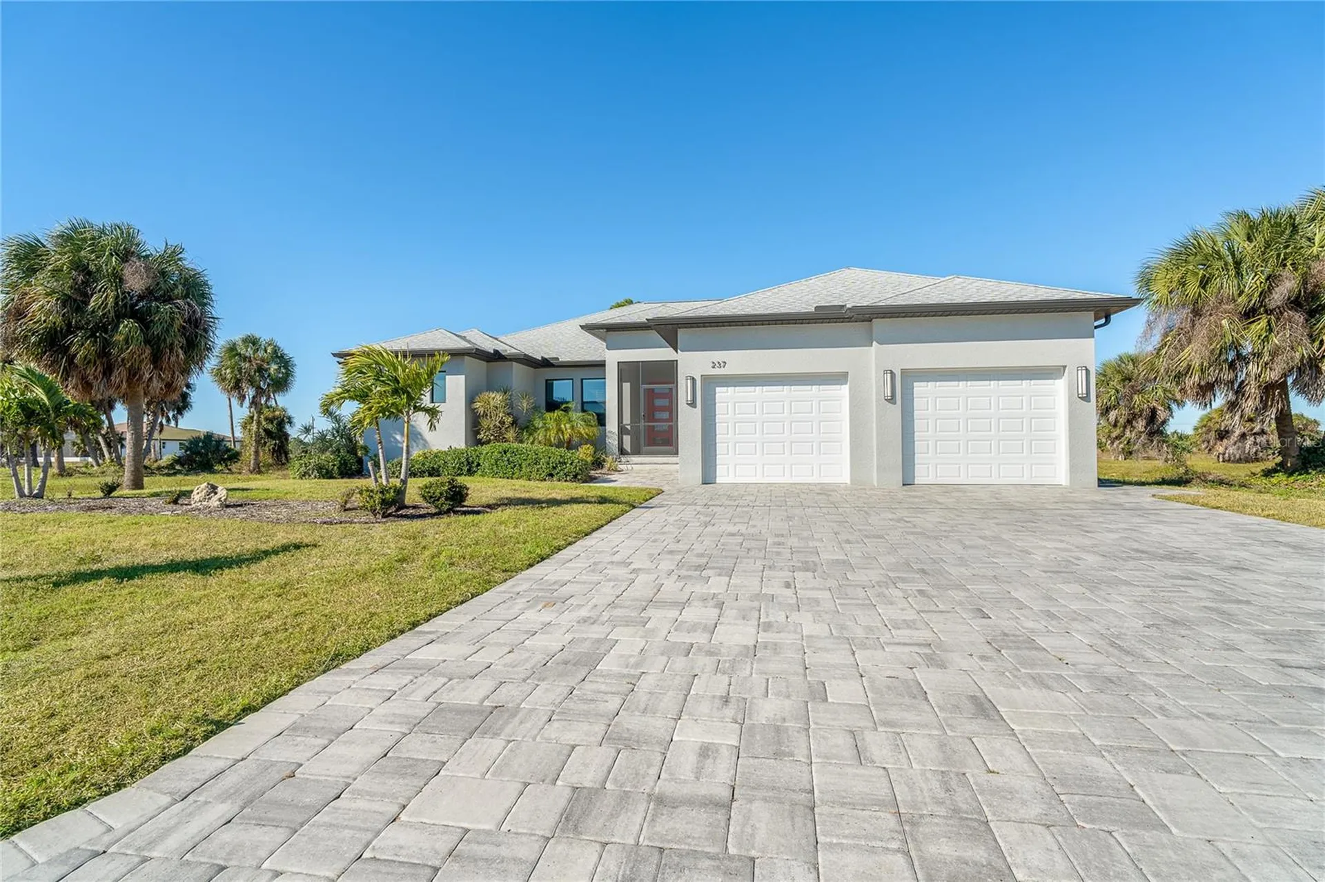 Rotonda West FL, 237 W Pine Valley Lane