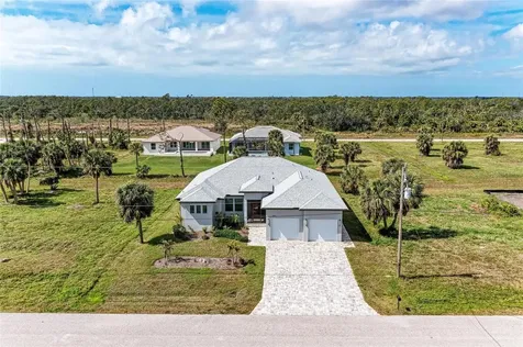 237 W Pine Valley Lane Rotonda West FL 33947