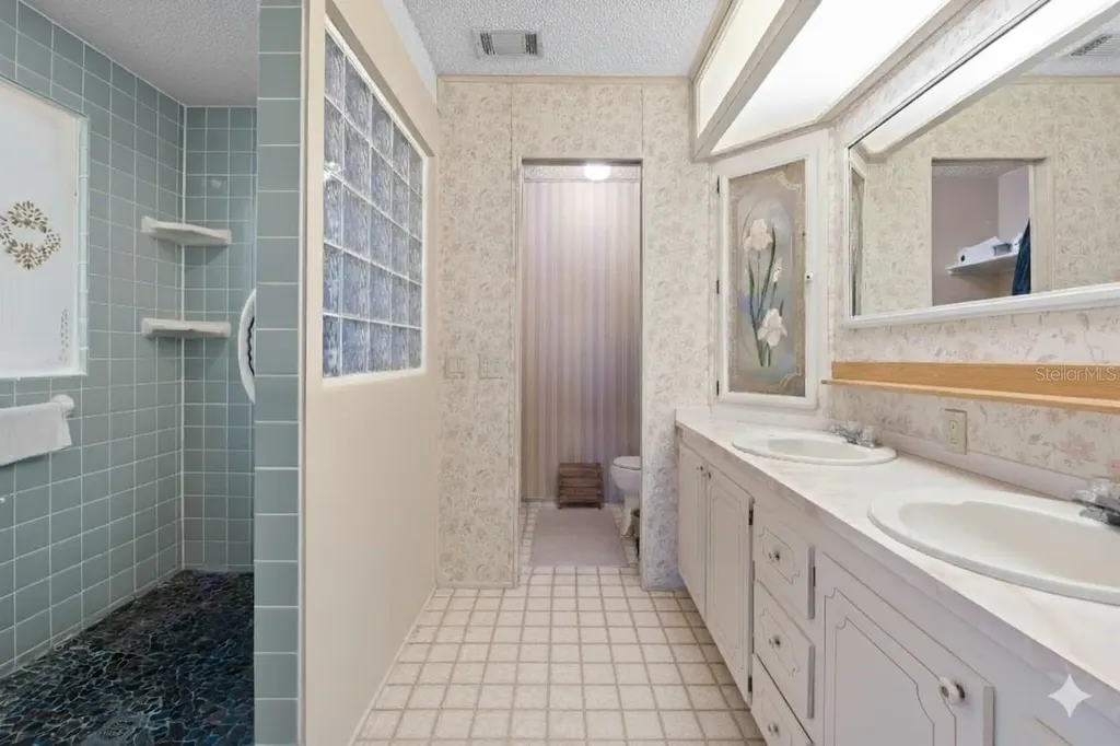 2673 Cayman Circle Zellwood FL 32798