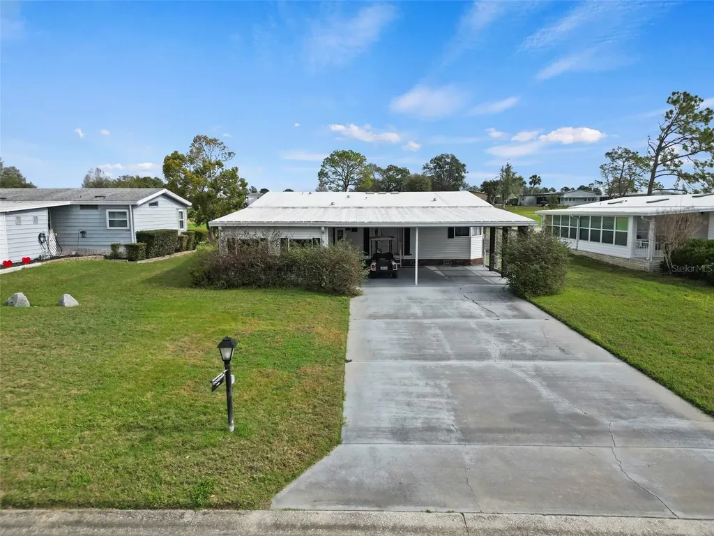 2673 Cayman Circle Zellwood FL 32798