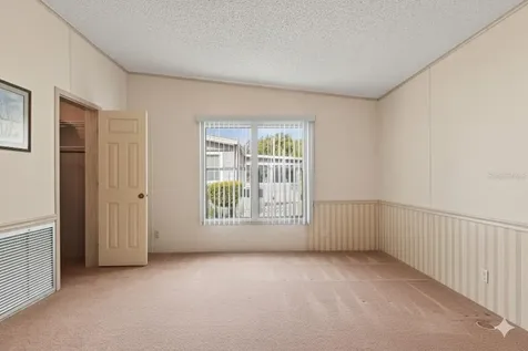 2673 Cayman Circle Zellwood FL 32798