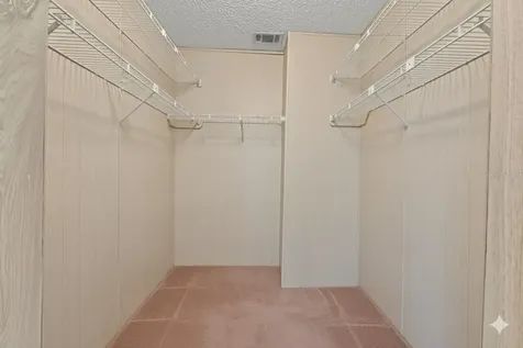 2673 Cayman Circle Zellwood FL 32798