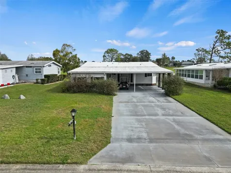 2673 Cayman Circle Zellwood FL 32798
