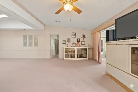 2673 Cayman Circle Zellwood FL 32798