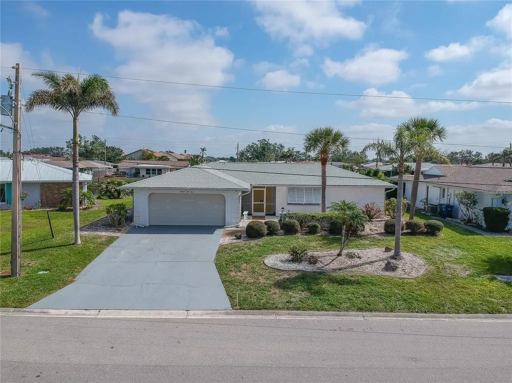 1345 Cambridge Drive Venice FL 34293