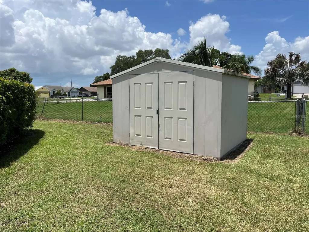 4509 30th Street Circle E Bradenton FL 34203