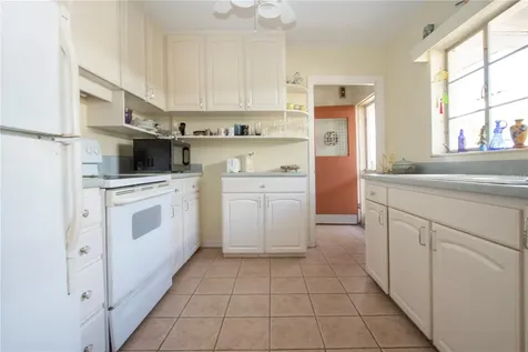 1555 Flower Drive Sarasota FL 34239