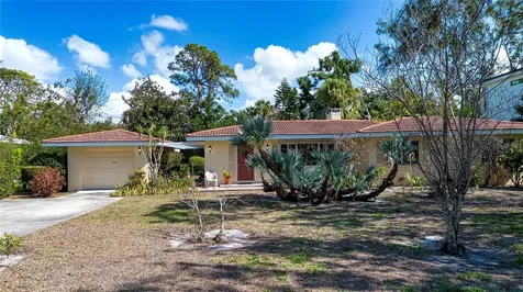 1555 Flower Drive Sarasota FL 34239