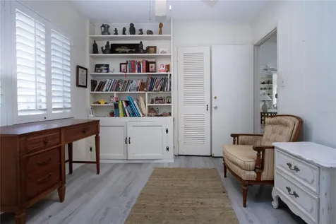 1555 Flower Drive Sarasota FL 34239