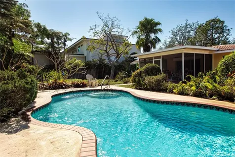 1555 Flower Drive Sarasota FL 34239