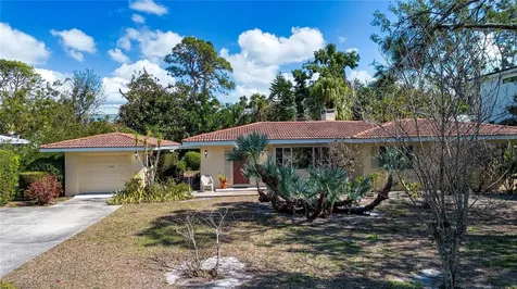 1555 Flower Drive Sarasota FL 34239