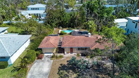 1555 Flower Drive Sarasota FL 34239