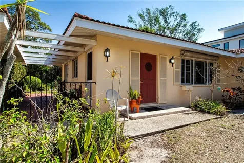 1555 Flower Drive Sarasota FL 34239