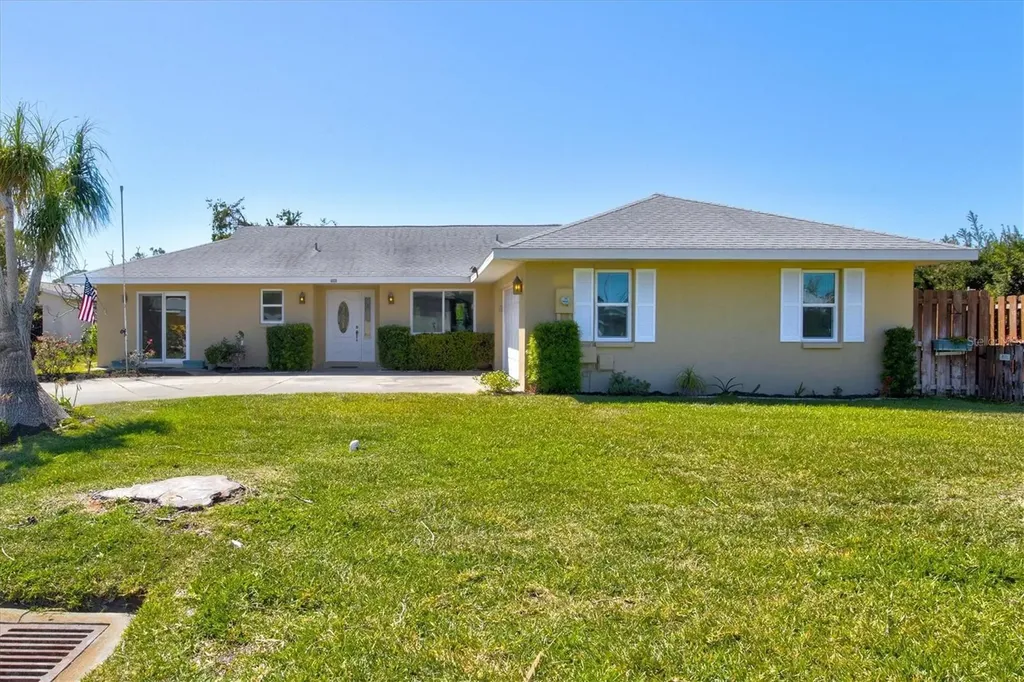1104 Riviera Street Venice FL 34285