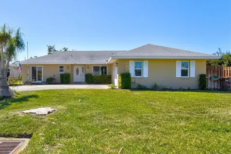 1104 Riviera Street Venice FL 34285