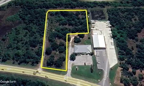 12280 SW County Road 769 Lake Suzy FL 34269