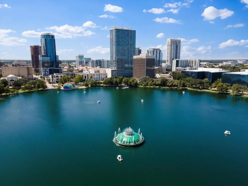 150 E Robinson Street Orlando FL 32801
