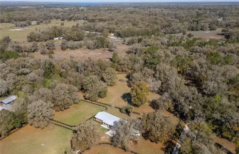 1631 NE 165th Street Citra FL 32113