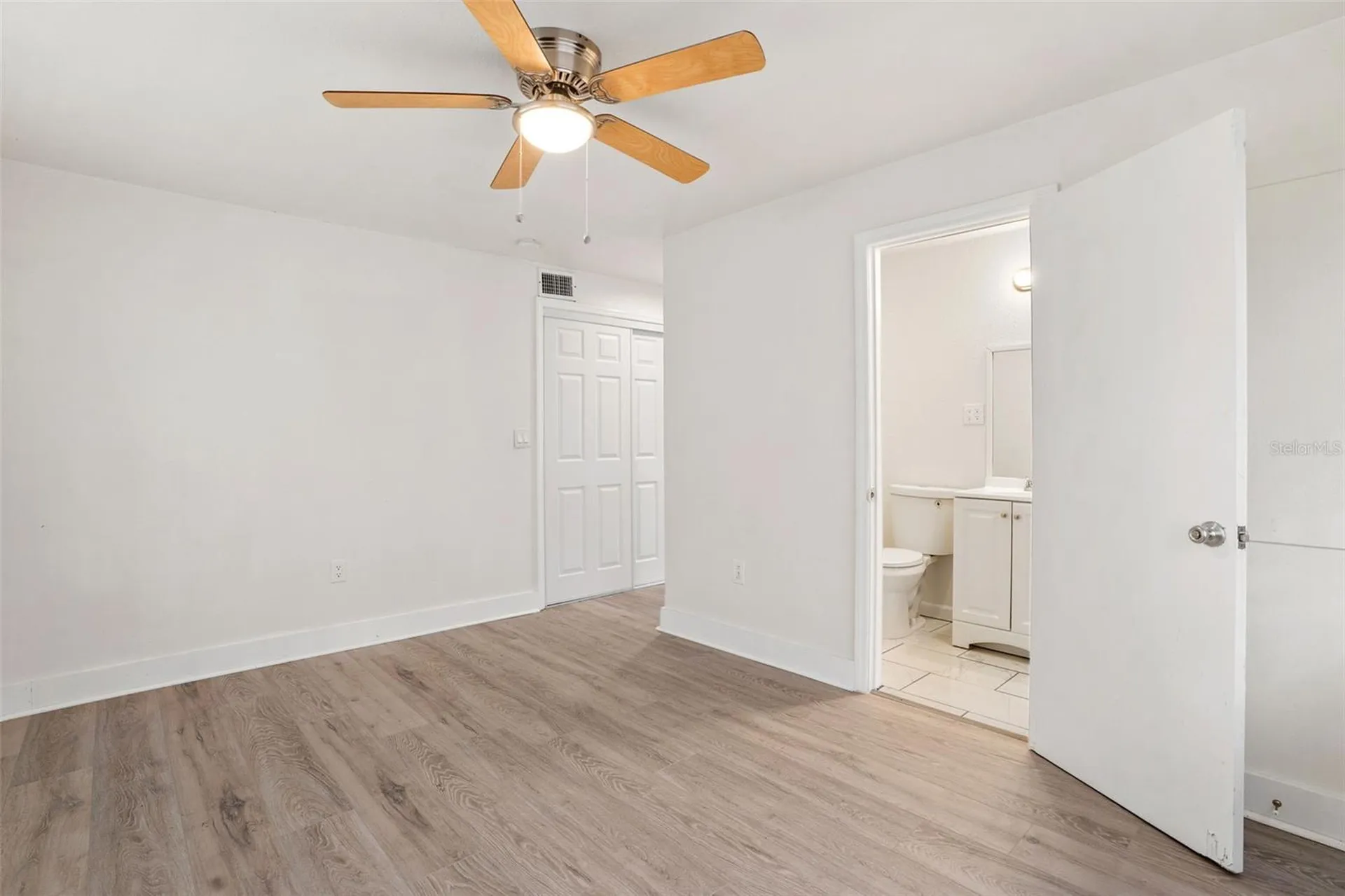 14329 14th Street Dade City FL 33523