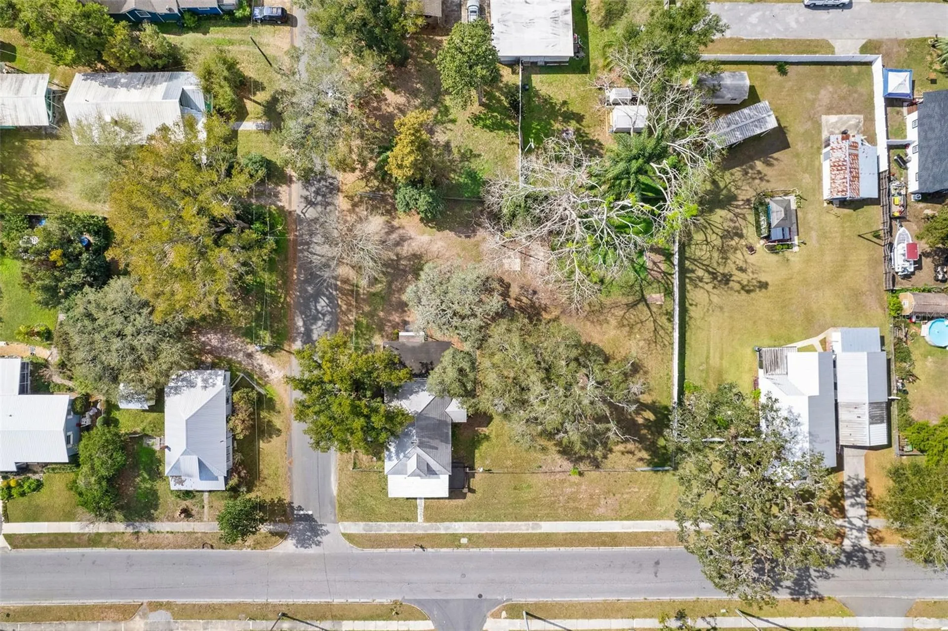 14329 14th Street Dade City FL 33523