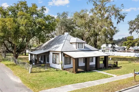 14329 14th Street Dade City FL 33523