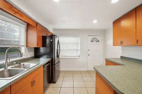 14329 14th Street Dade City FL 33523