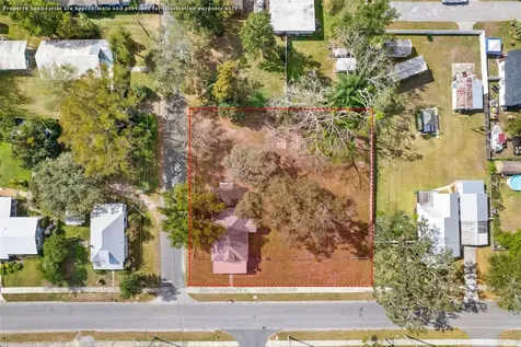 14329 14th Street Dade City FL 33523