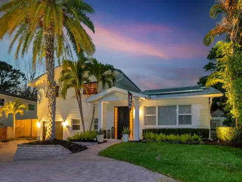 4819 W Bay Villa Avenue Tampa FL 33611