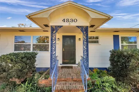 4830 14th Avenue N St Petersburg FL 33713