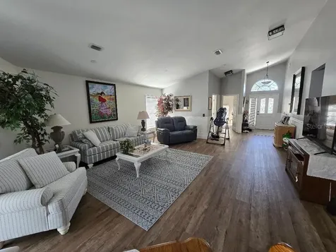 6601 Thackston Drive Riverview FL 33578