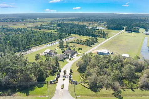 4540 Lindbergh Lot 94 Drive Frostproof FL 33843
