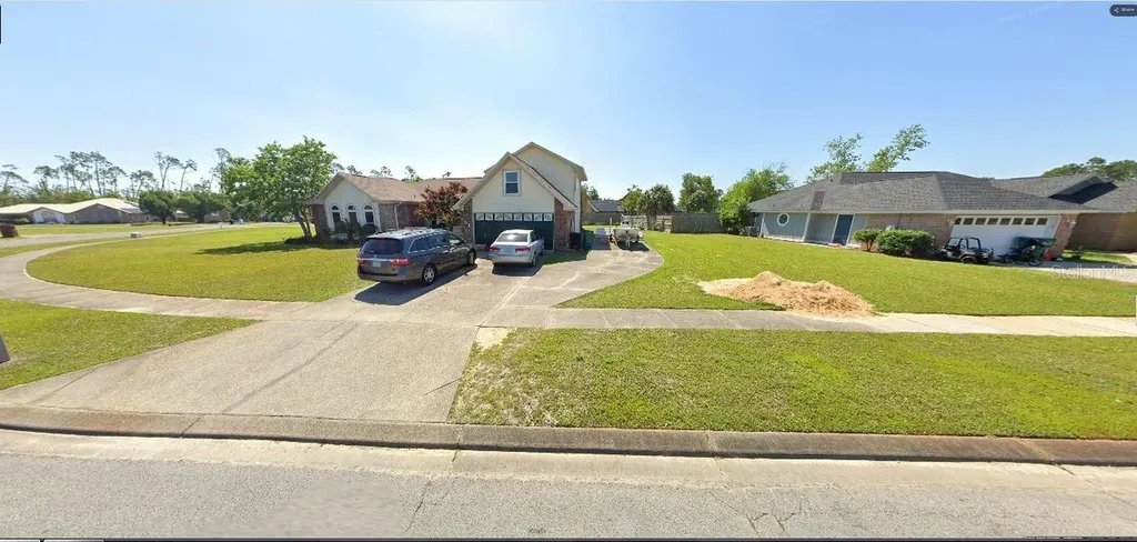 Plantation Circle Panama City FL 32404