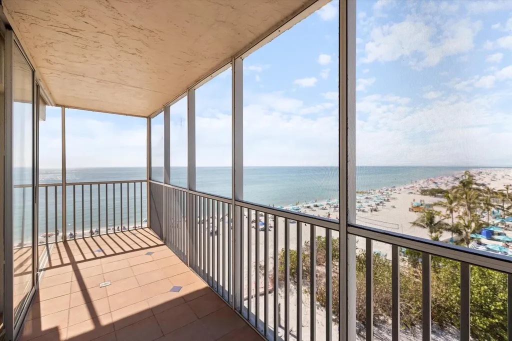 800 Benjamin Franklin Drive Sarasota FL 34236
