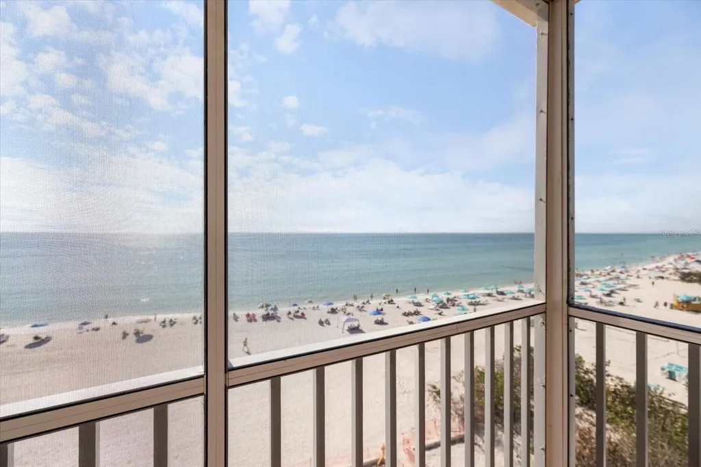 800 Benjamin Franklin Drive Sarasota FL 34236