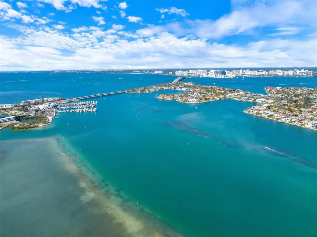800 Benjamin Franklin Drive Sarasota FL 34236