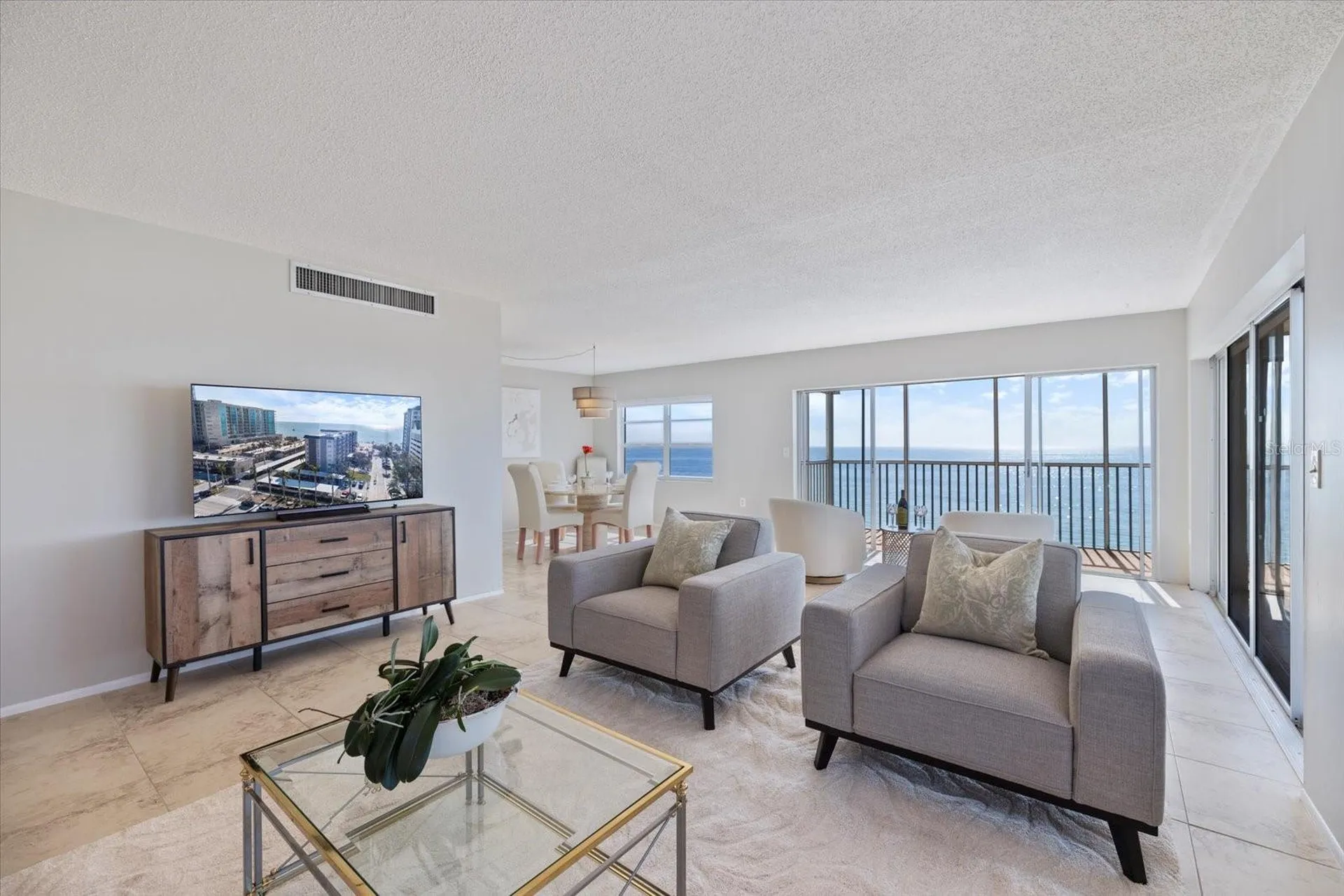 800 Benjamin Franklin Drive Sarasota FL 34236