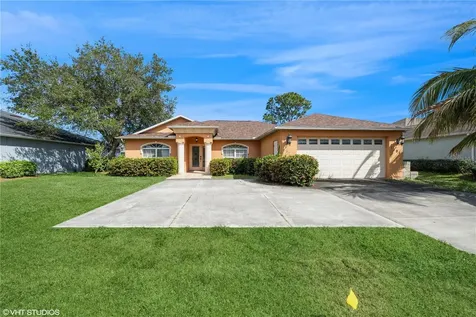 1781 SW Bayshore Boulevard Port St Lucie FL 34984