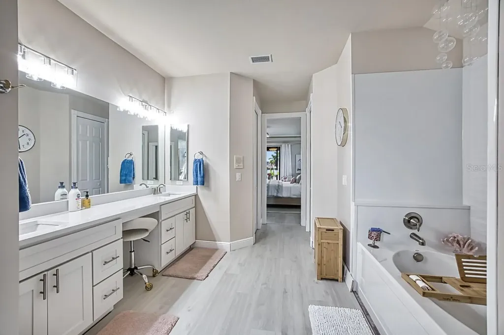 8451 Southwind Bay Circle Fort Myers FL 33908