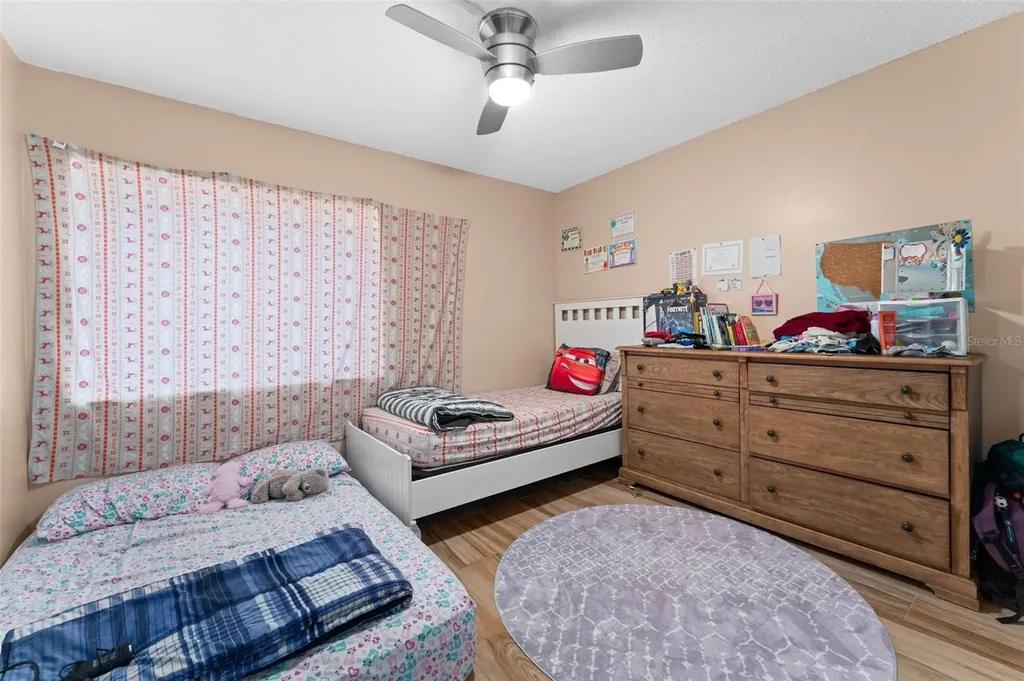 5201 Vineland Road Orlando FL 32811