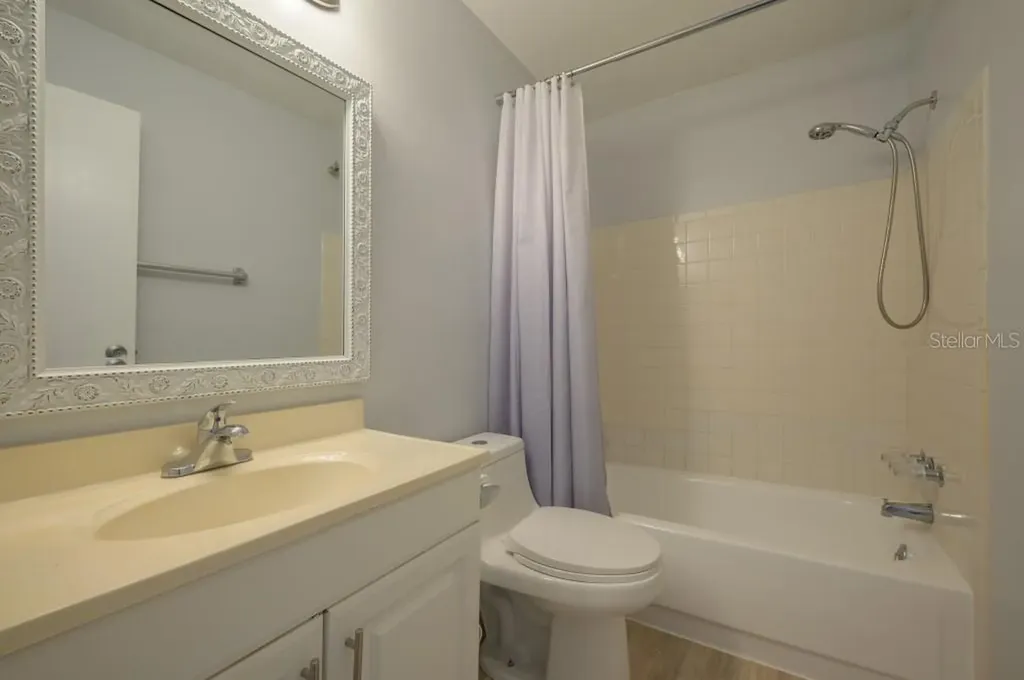 2625 Pine Lake Terrace Sarasota FL 34237